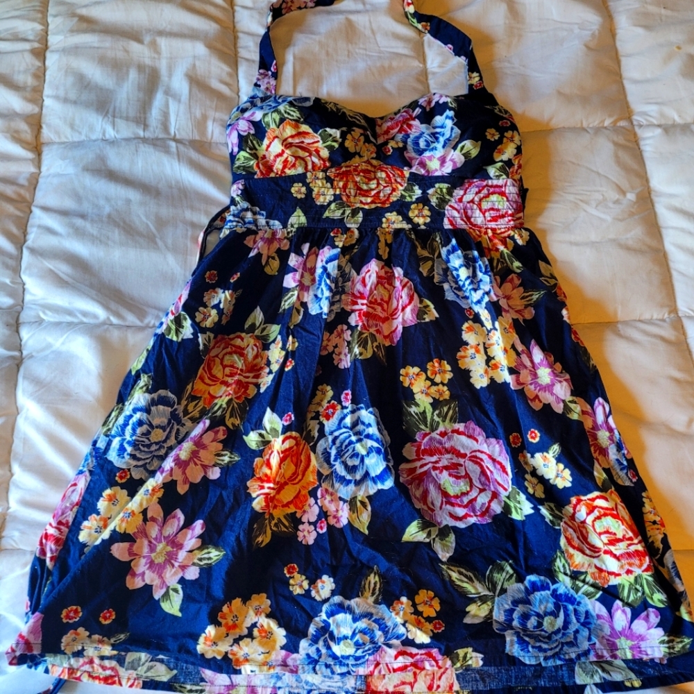 Floral sweetheart Floral dress Size 11